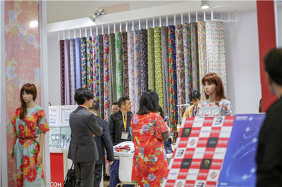 數碼微工廠助服裝業可持續創新，日本理光在滬展示多款黑科技